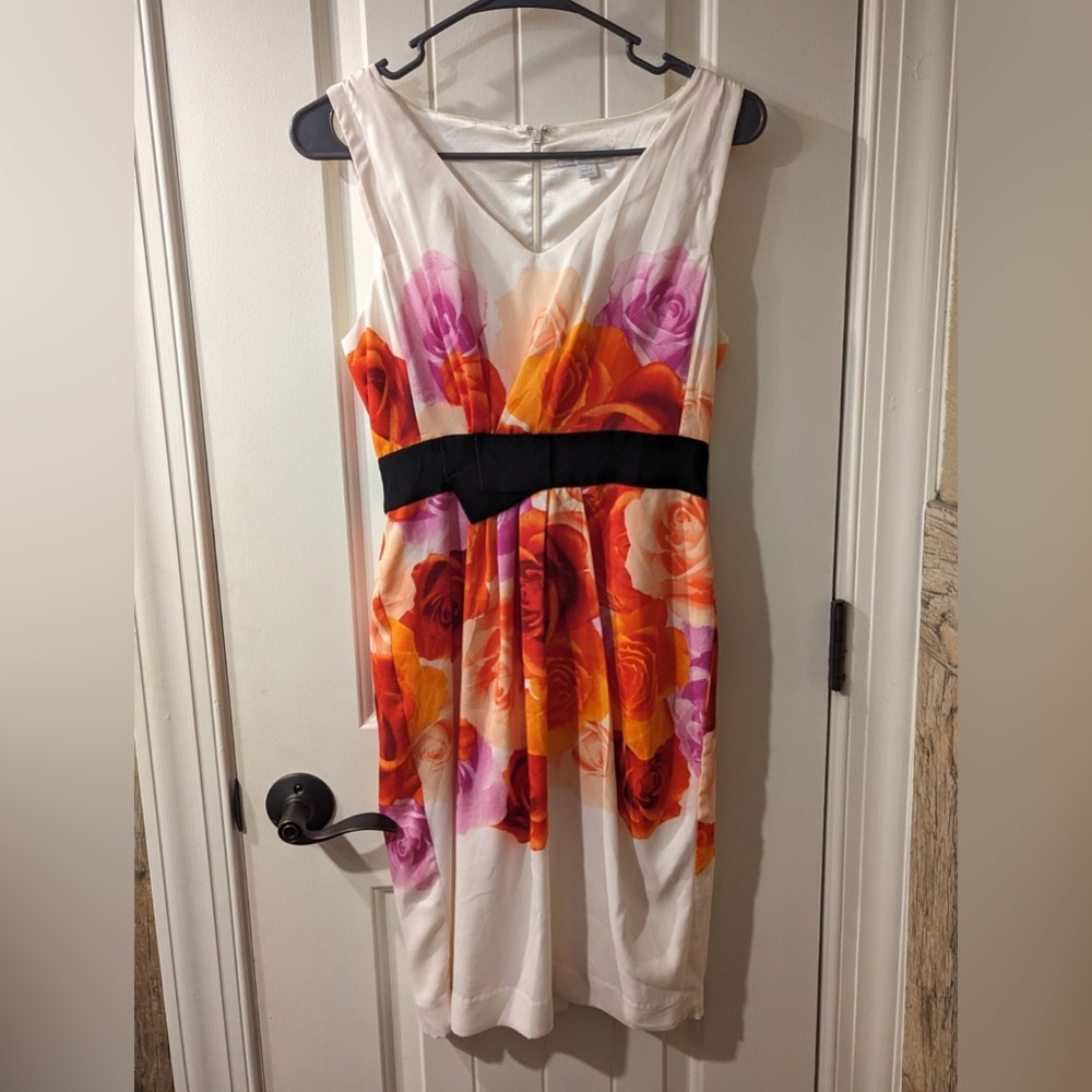 Dress - Picture 1 of 2
